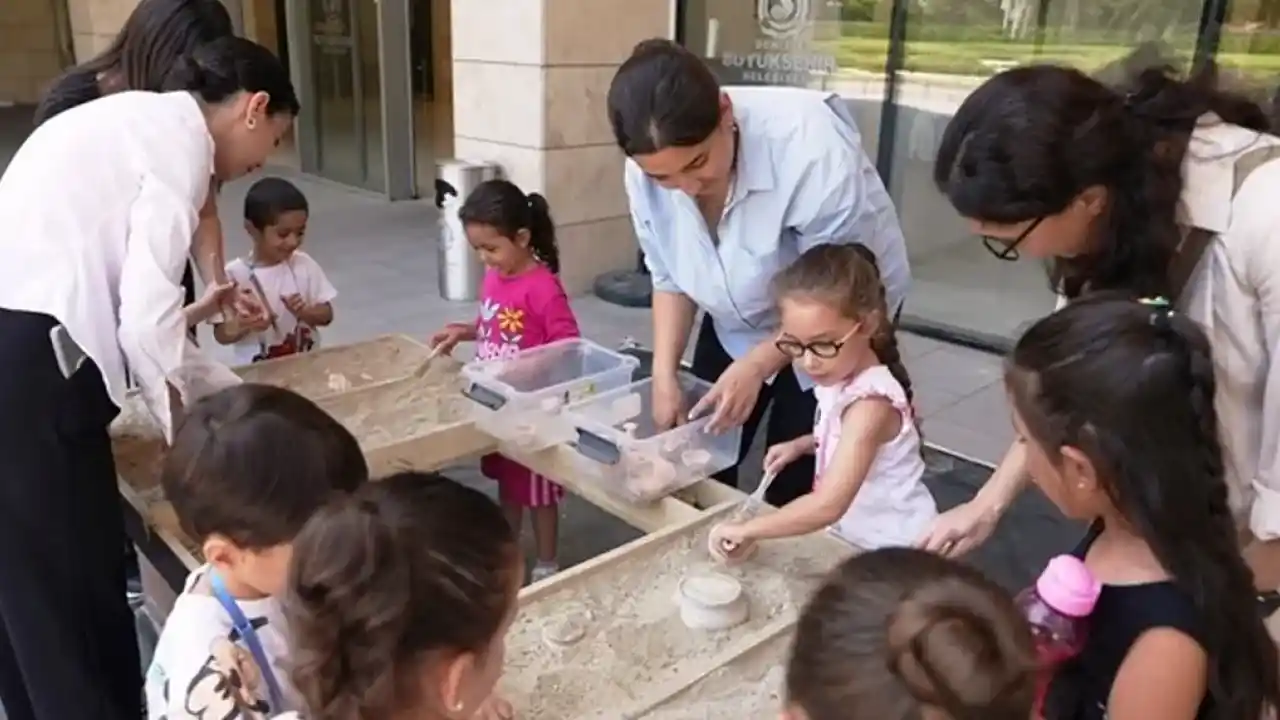 Denizli’de miniklere bilim, tarih ve trafik eğitimi