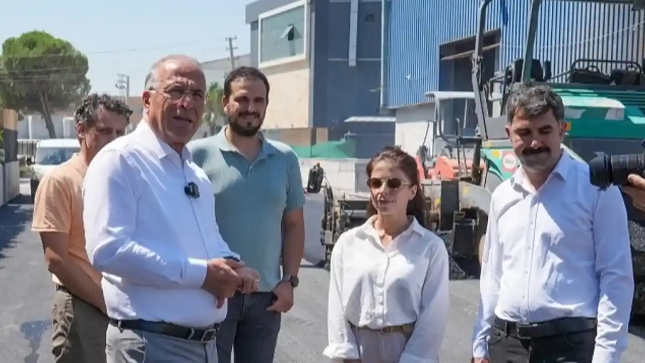 İzmir Gaziemir’de asfaltlama atağı