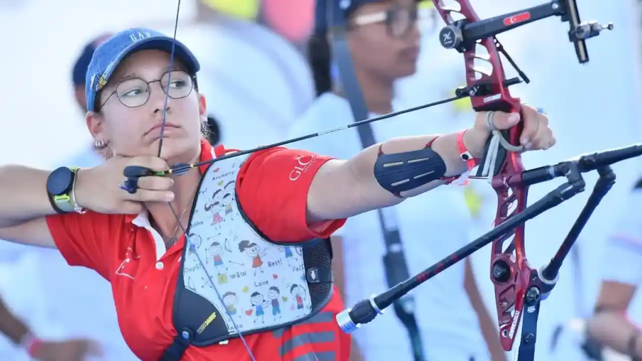 İzmir’in milli sporcuları Akdeniz Oyunları’nda madalya peşinde