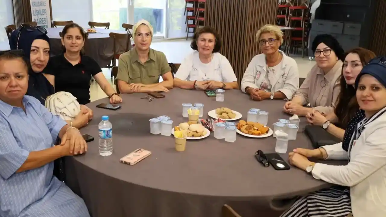 Kocaeli Büyükşehir’den muhtarlara vatandaş odaklı eğitim