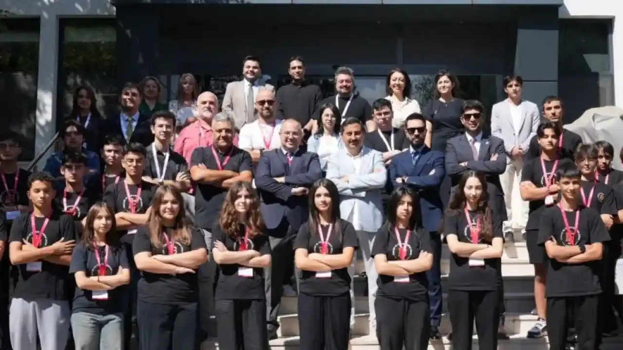 MEB’den öğrencilere ‘siber güvenlik’ kampı