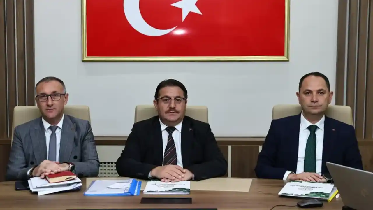 Sakarya eğitimine ilçe müdürleriyle mercek