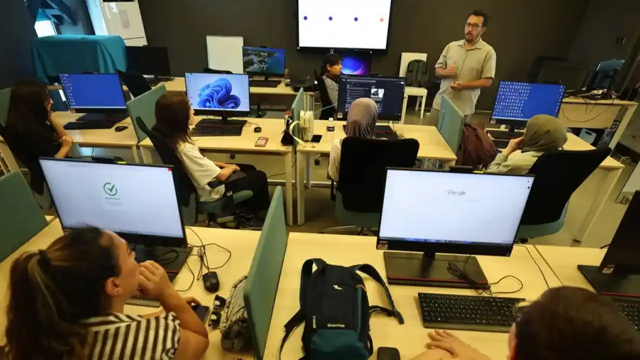 Sakarya Genç Atölye’de ilk hafta eğitimleri tamamlandı