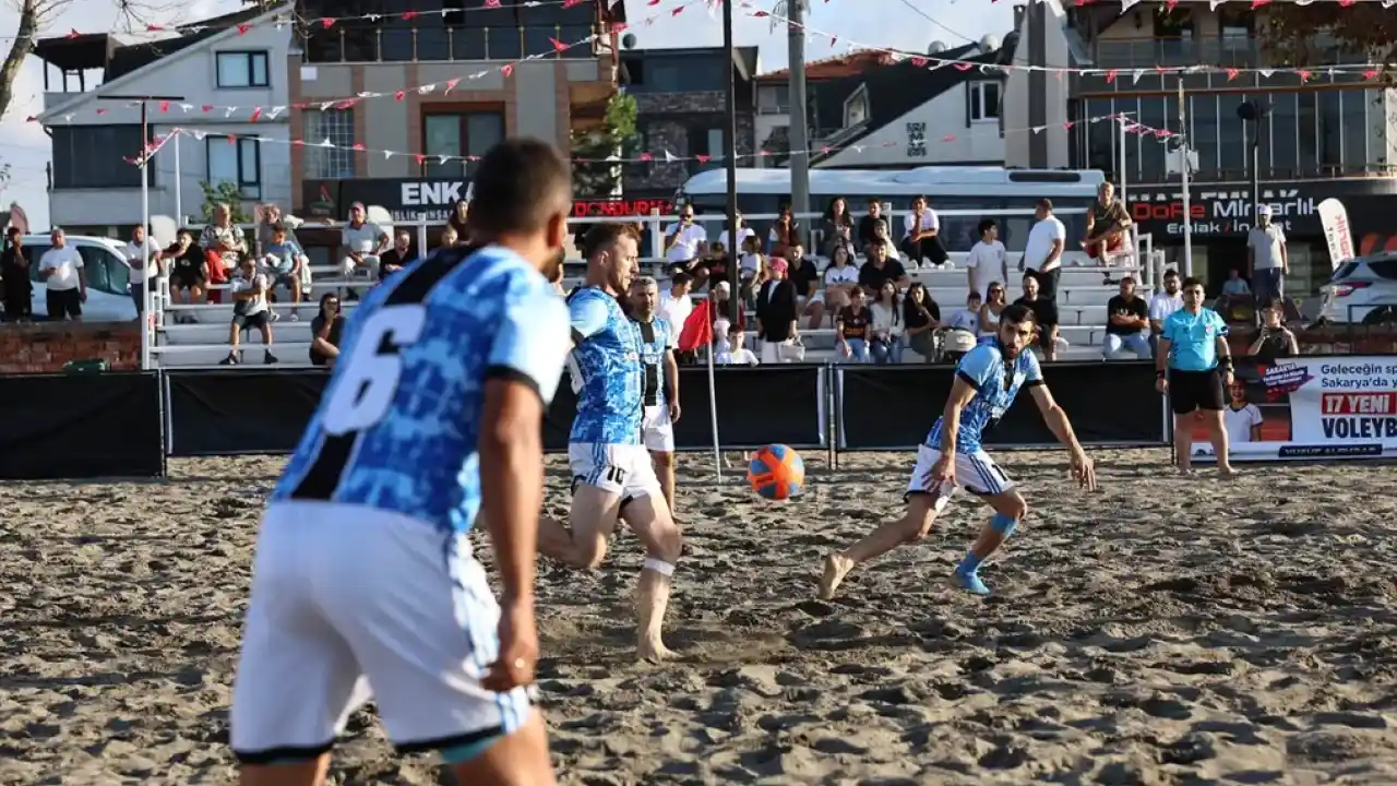Sakarya Kocaali Sahili’nde futbol kupayla taçlandı