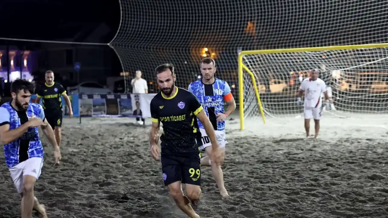 Sakarya Kocaali Sahili’nde futbol şöleni