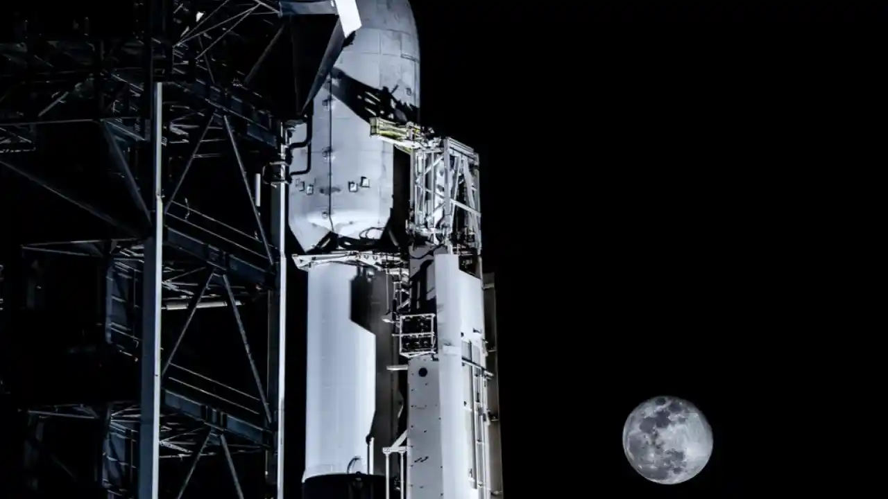 SpaceX’ten Ay’a çarpma açıklaması: Sorumlu uzay operasyonları için çalışıyoruz