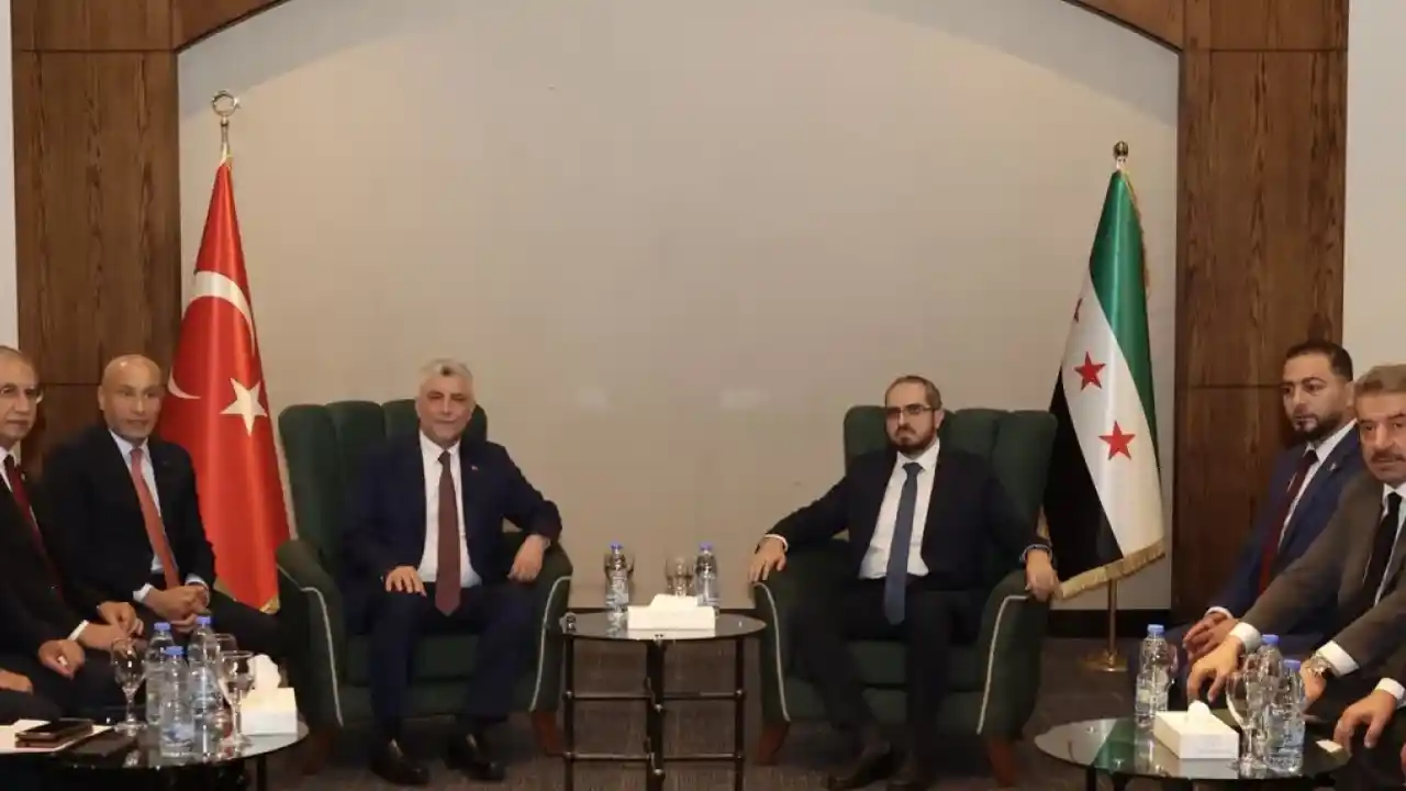 Ticaret Bakanı Bolat Şam’da… Yatırım Ajansı Başkanı Ramadan ile görüştü