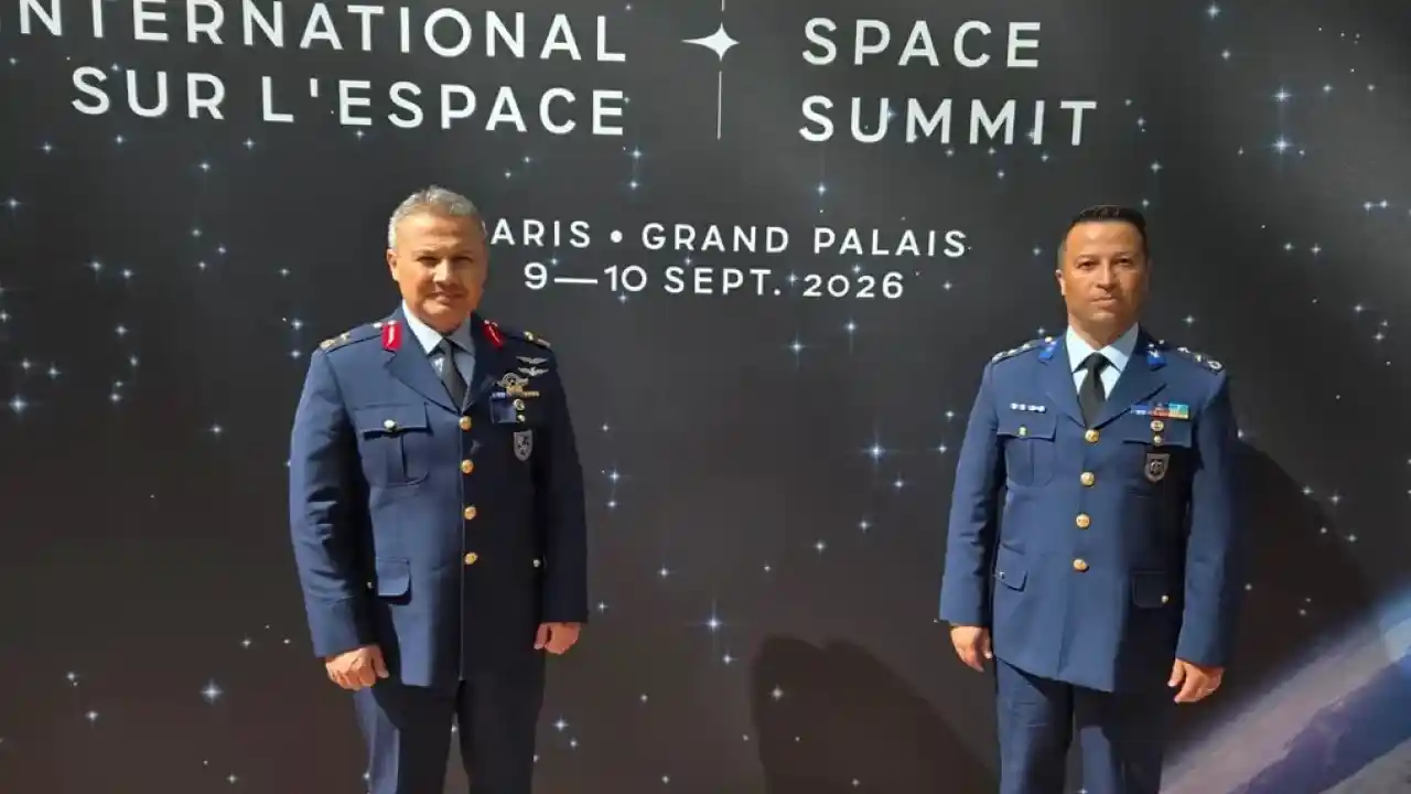 Alper Gezeravcı Paris’te Uluslararası Uzay Zirvesi’nde Türkiye’yi temsil etti