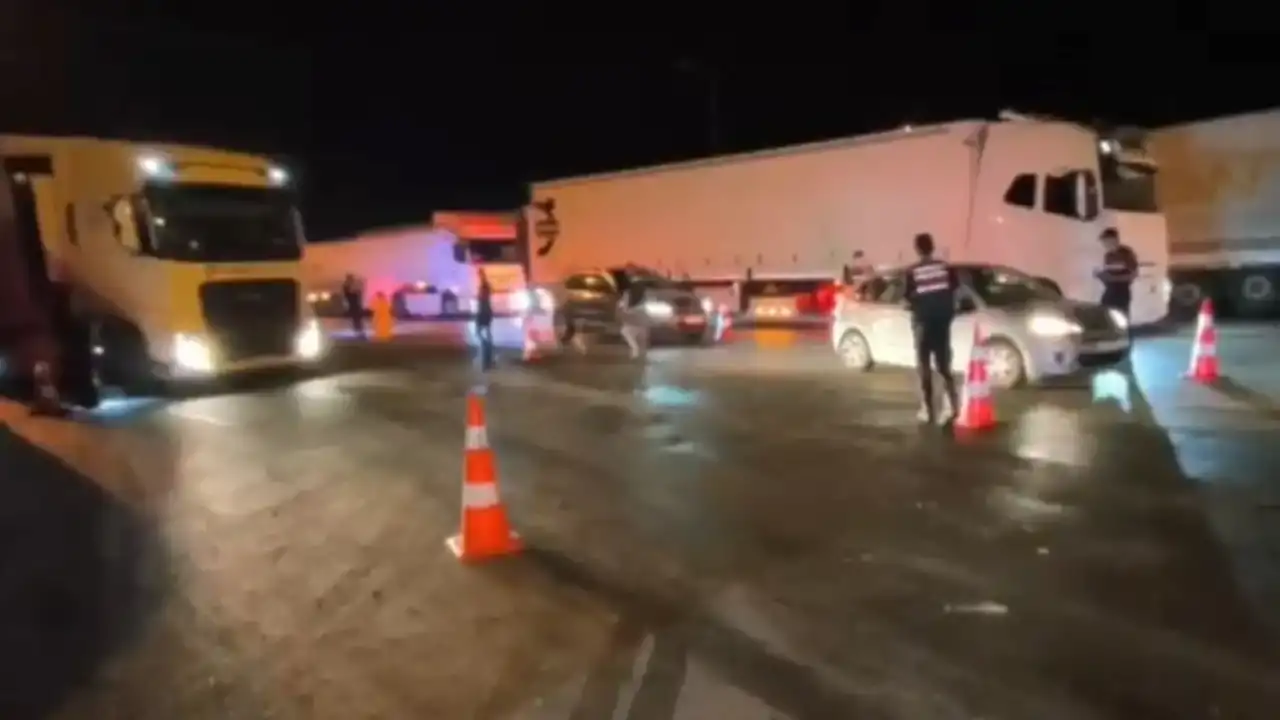 Ankara merkezli 81 ilde göçmen operasyonu