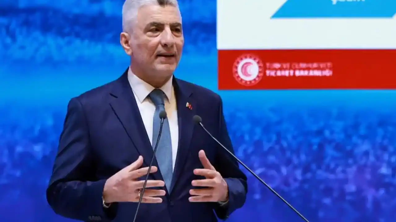 Bakan Bolat: Ağustos ihracatı 23,5 milyar dolarla rekor seviyeye ulaştı