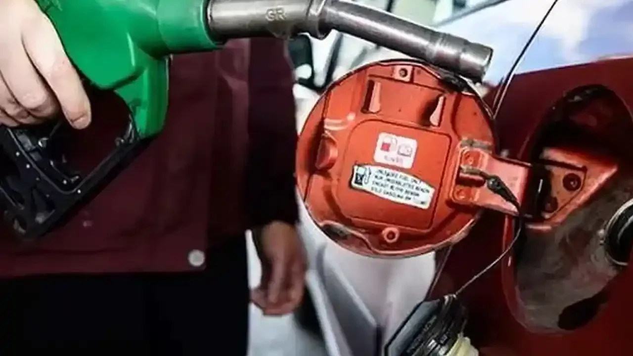 Benzin Zamı Geliyor: 2,47 Lira Artış Bekleniyor