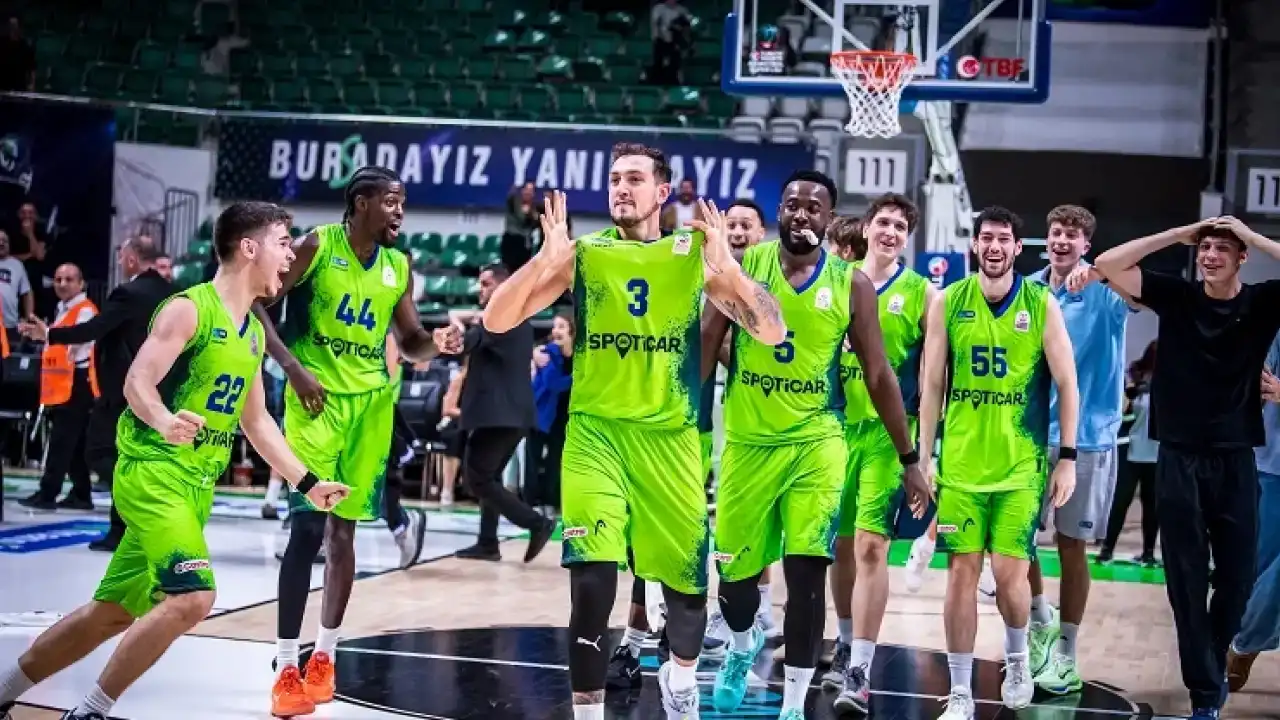 Bursa temsilcisi TOFAŞ son salise basketiyle kazandı