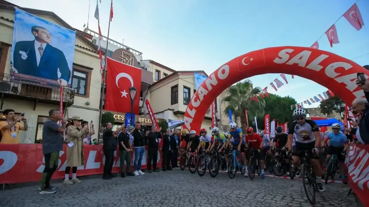 Çeşme’de 10. Veloturk Gran Fondo Heyecanı Başlıyor