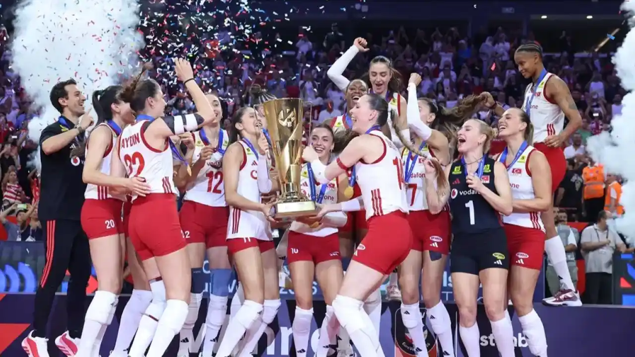 CEV Trendyol 2026 Avrupa Şampiyonası’nda kupa ve madalya sahiplerini buldu… Tarih yazdık