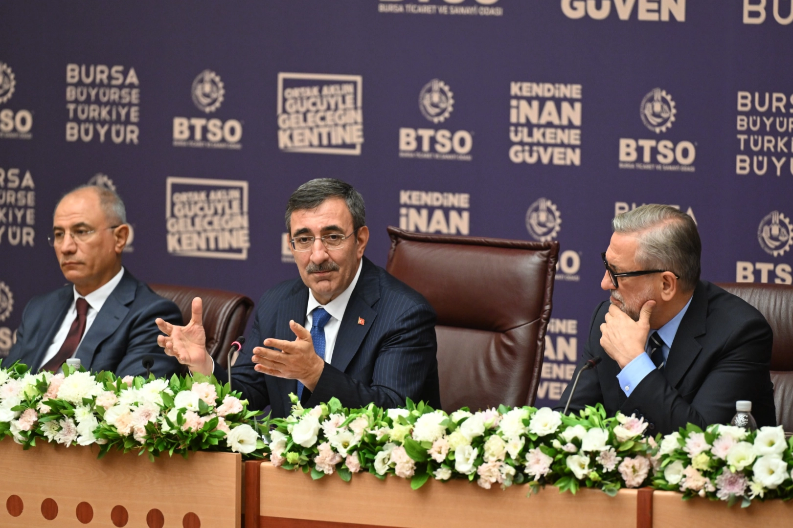 Cevdet Yılmaz, Bursa iş dünyasıyla buluştu