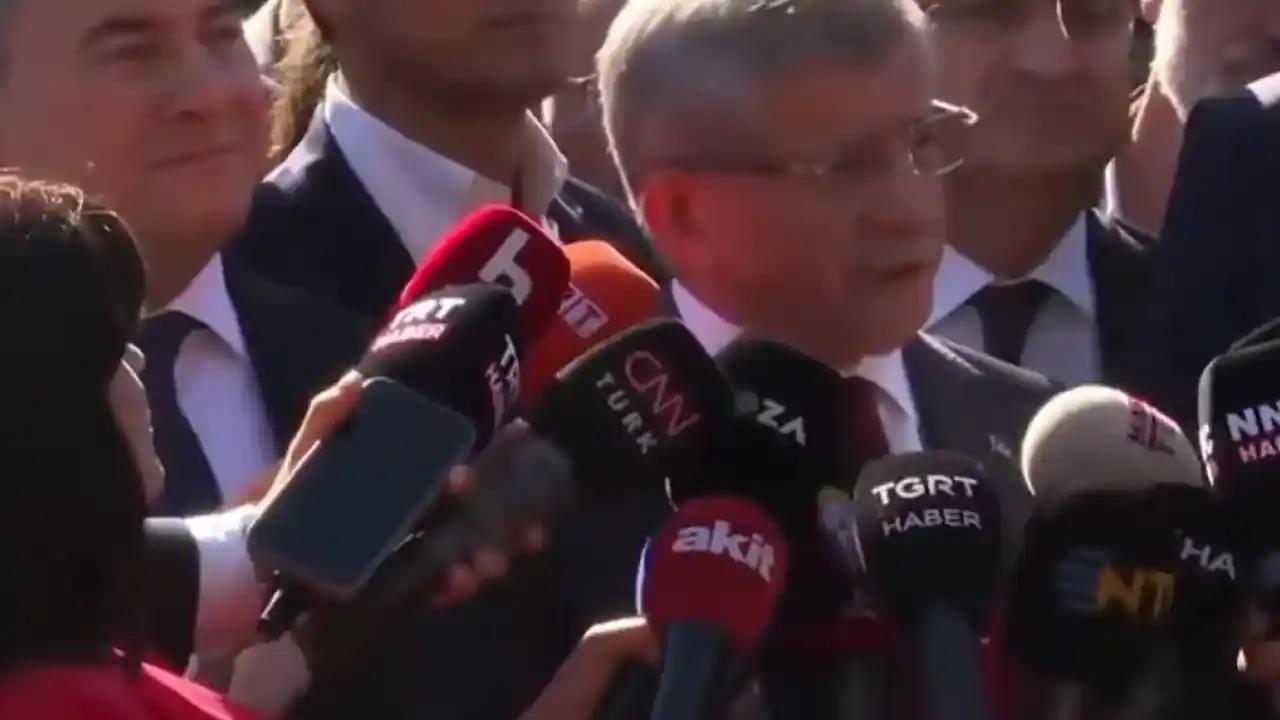 Davutoğlu’ndan ifade sonrası ilk açıklama: Türkiye’nin itibarı için