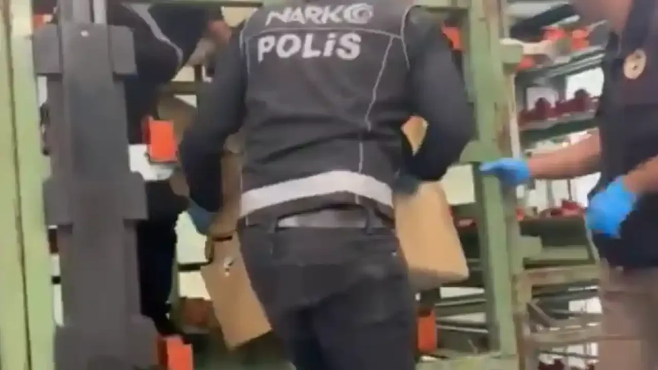 Edirne Hamzabeyli’de 121,9 Kilo Skunk Operasyonu