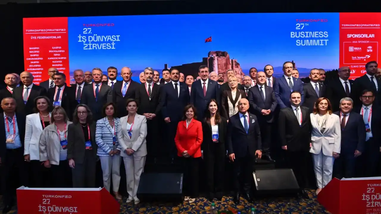 Elazığ zirvesinde ekonomik kalkınma mesajı verildi