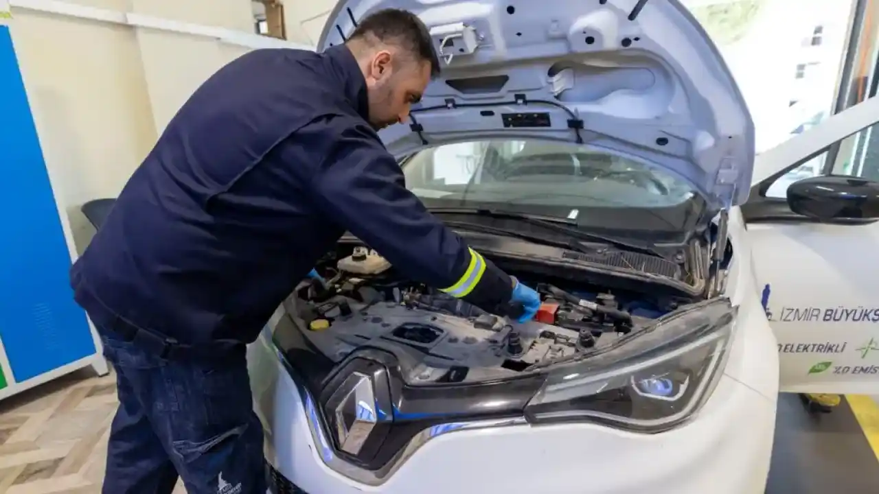 Elektrikli araçta İzmir Büyükşehir modeli