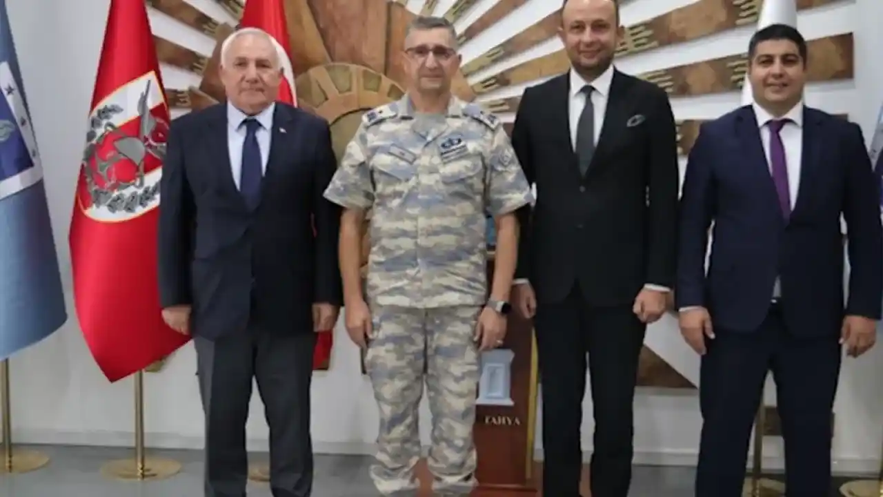 Kütahya Belediye başkanlarından Tuğgeneral Baş’a ziyaret
