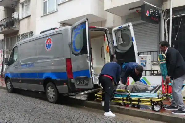 Maltepe Belediyesi hasta nakil desteğini sürdürüyor