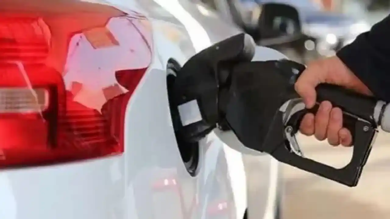 Motorinde yine yeni zam beklentisi… Litresi 100 lirayı aşabilir!