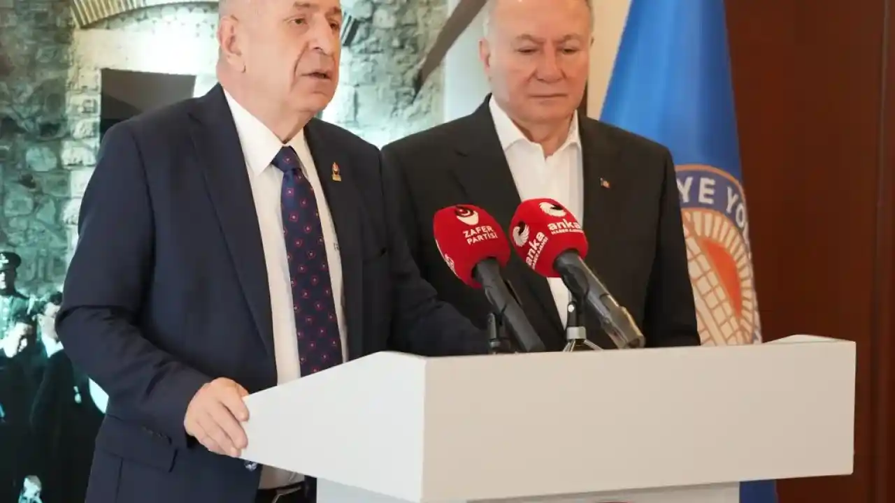 Prof. Dr. Özdağ: Köprü ve otoyolların 30 yıllığına satılması kabul edilemez