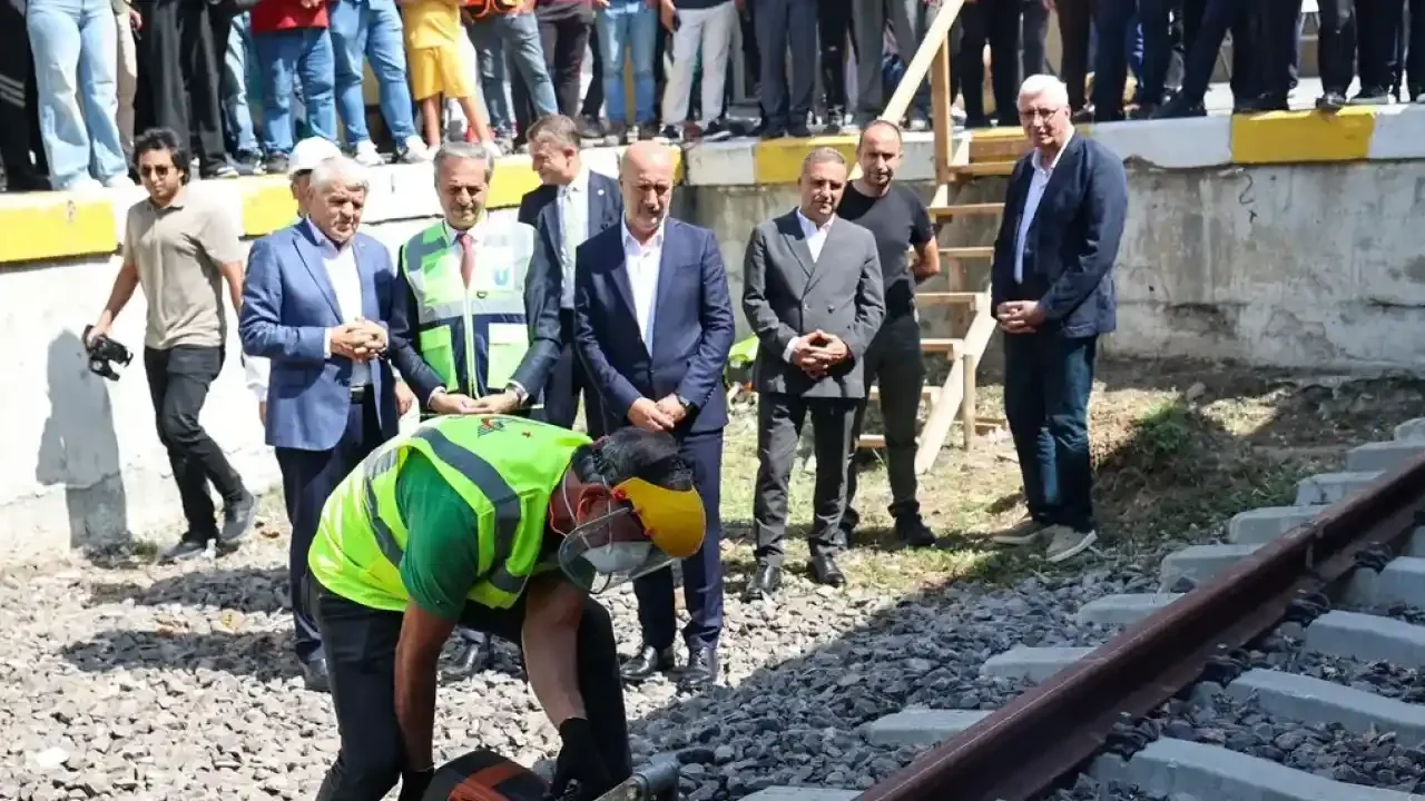 Sakarya’da Raylar Yer Altına, Şehir Yeniden Doğuyor