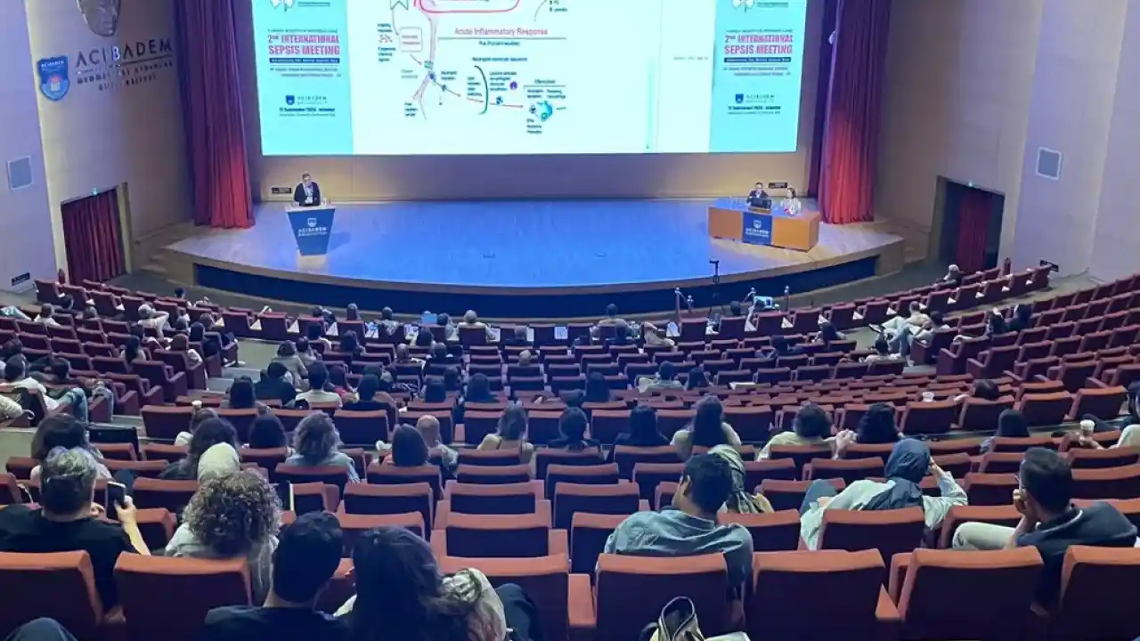Uzmanlardan sepsis uyarısı… Mücadele yoğun bakımda değil, enfeksiyonu önlemekle başlamalı