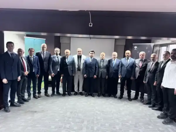 Artvin ticaret borsası seçimlerinde osman akyürek güven tazeledi