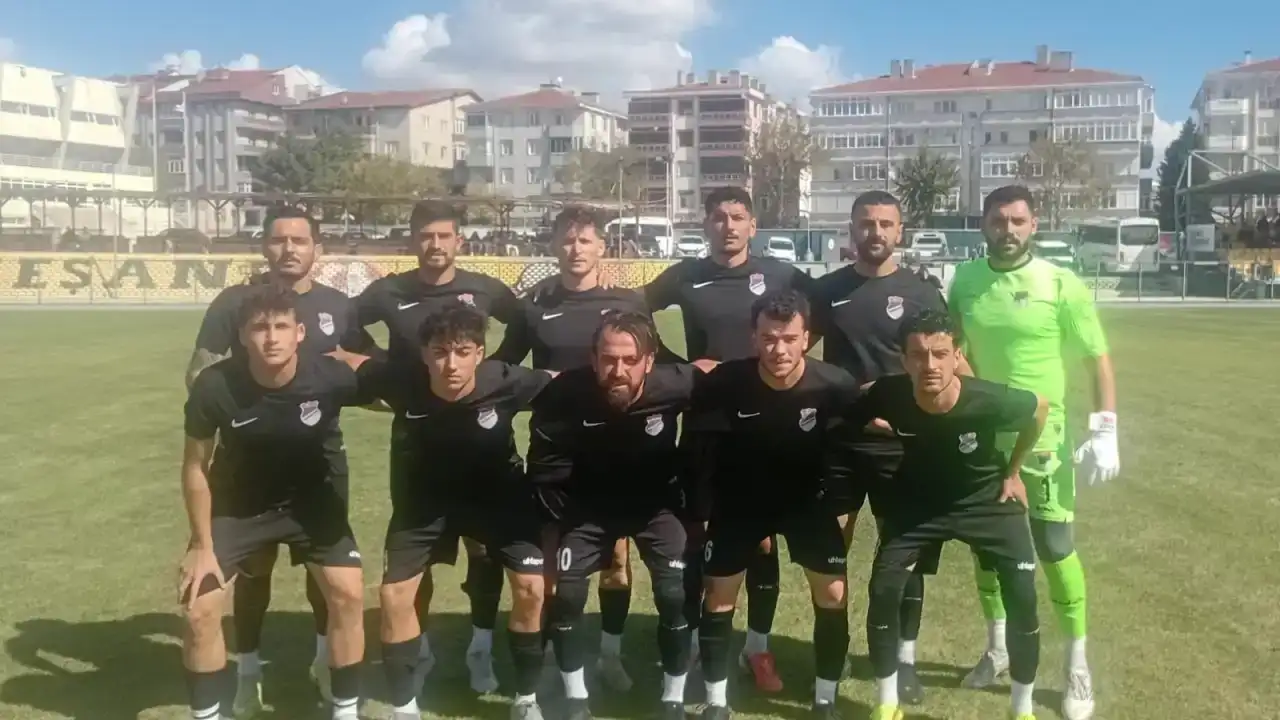 Keşanspor hazırlık maçında Bozcaadaspor ağlarını beş golle sarstı