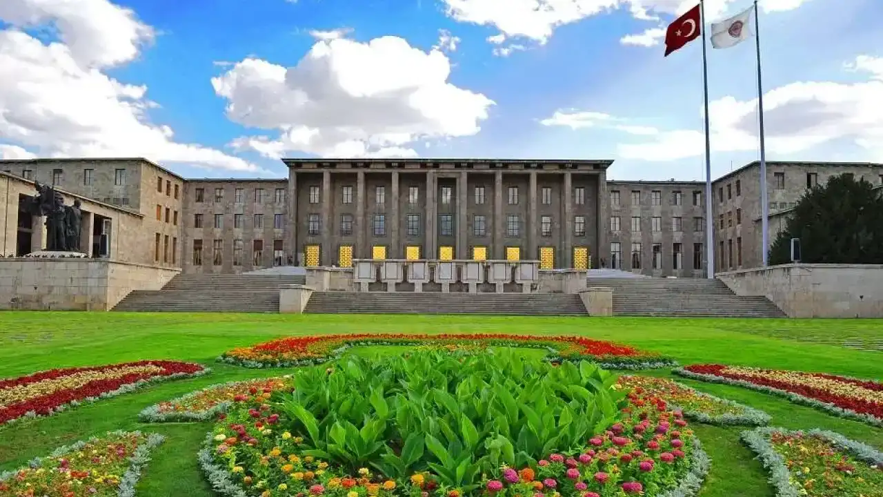 Meclis yeni yasama yılı çalışmalarına başlıyor