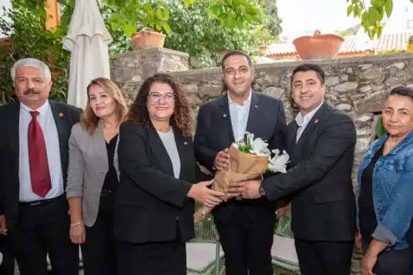 Narlıdere belediyesi kentteki muhtarlarla ortak hizmet masası kurdu