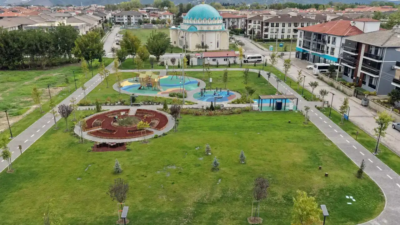 Sakarya’da Türkiye’nin ilk sürdürülebilir iklim parkı hizmete girdi